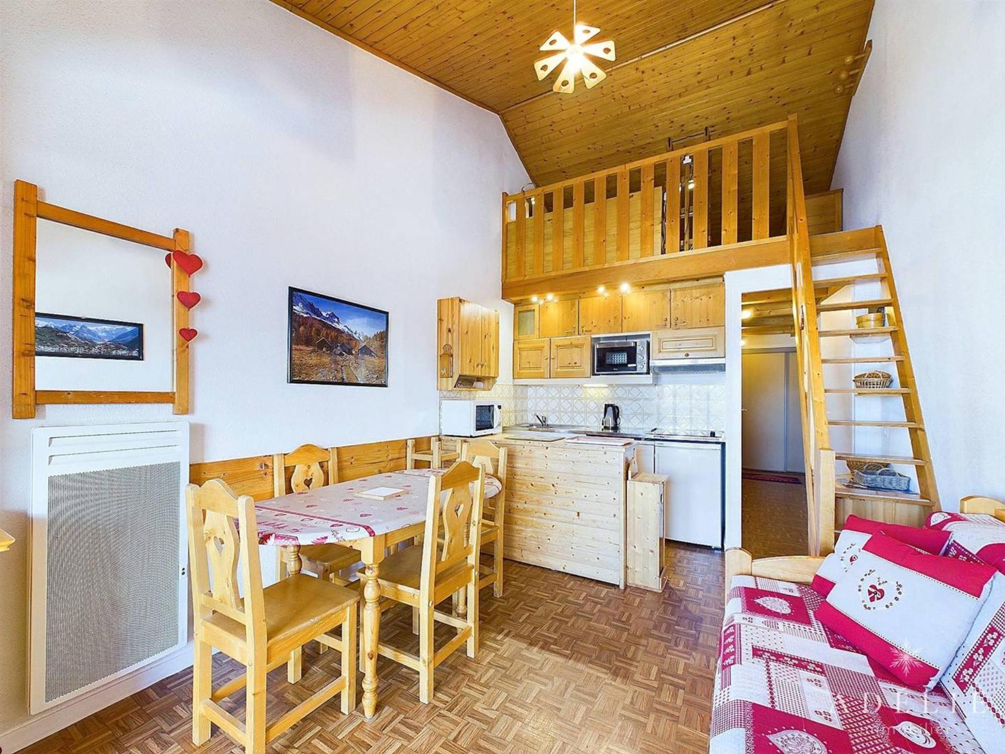 Studio Cabine Et Mezzanine Pour 4 Pers A Montvalezan-La Rosiere - Fr-1-398-550 Luaran gambar